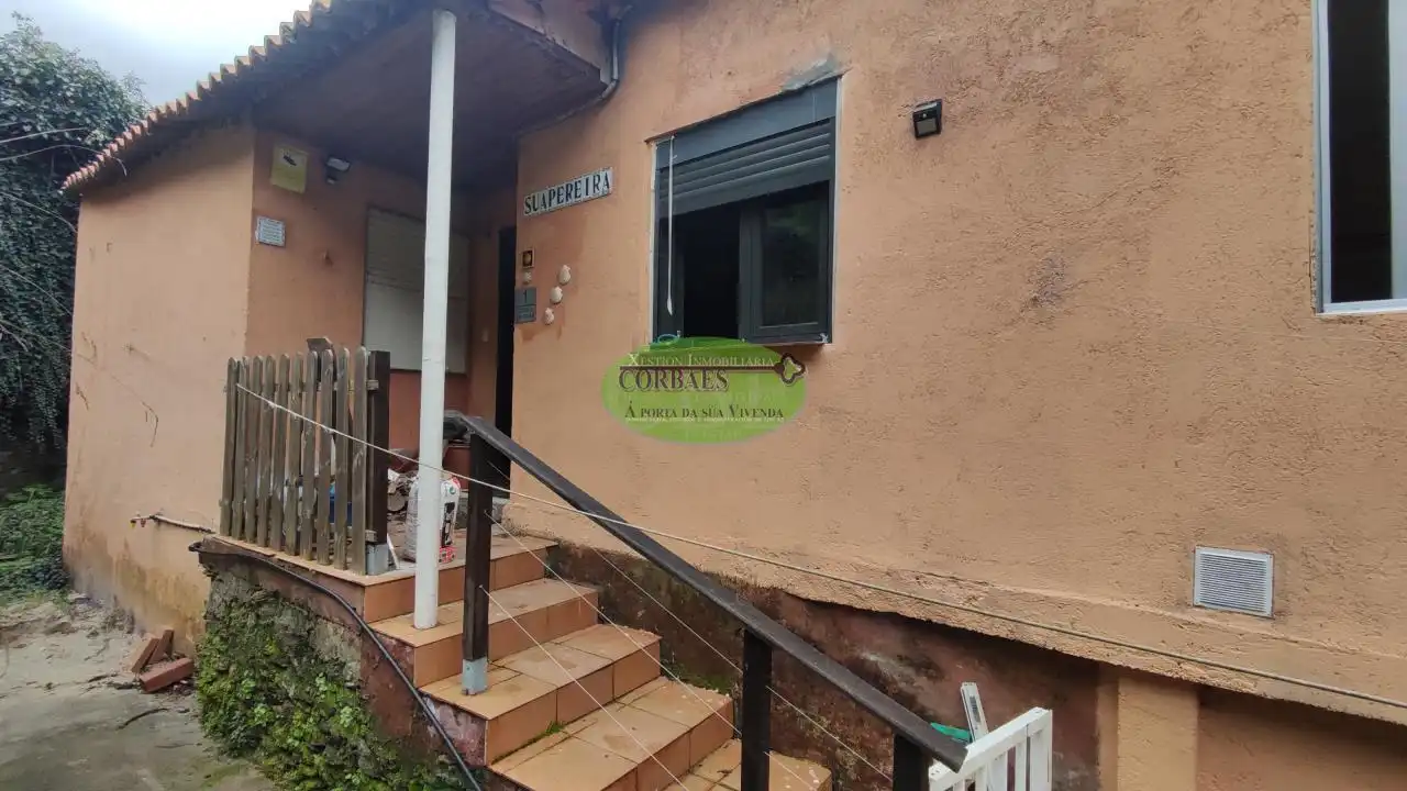 Vista exterior de Casa o xalet en venda en Pantón amb Calefacció, Jardí privat i Balcó