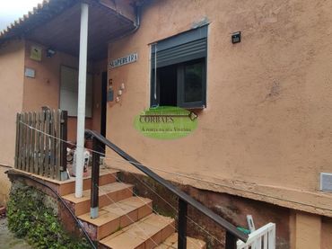 Maison avec balcon à vendre à Pantón