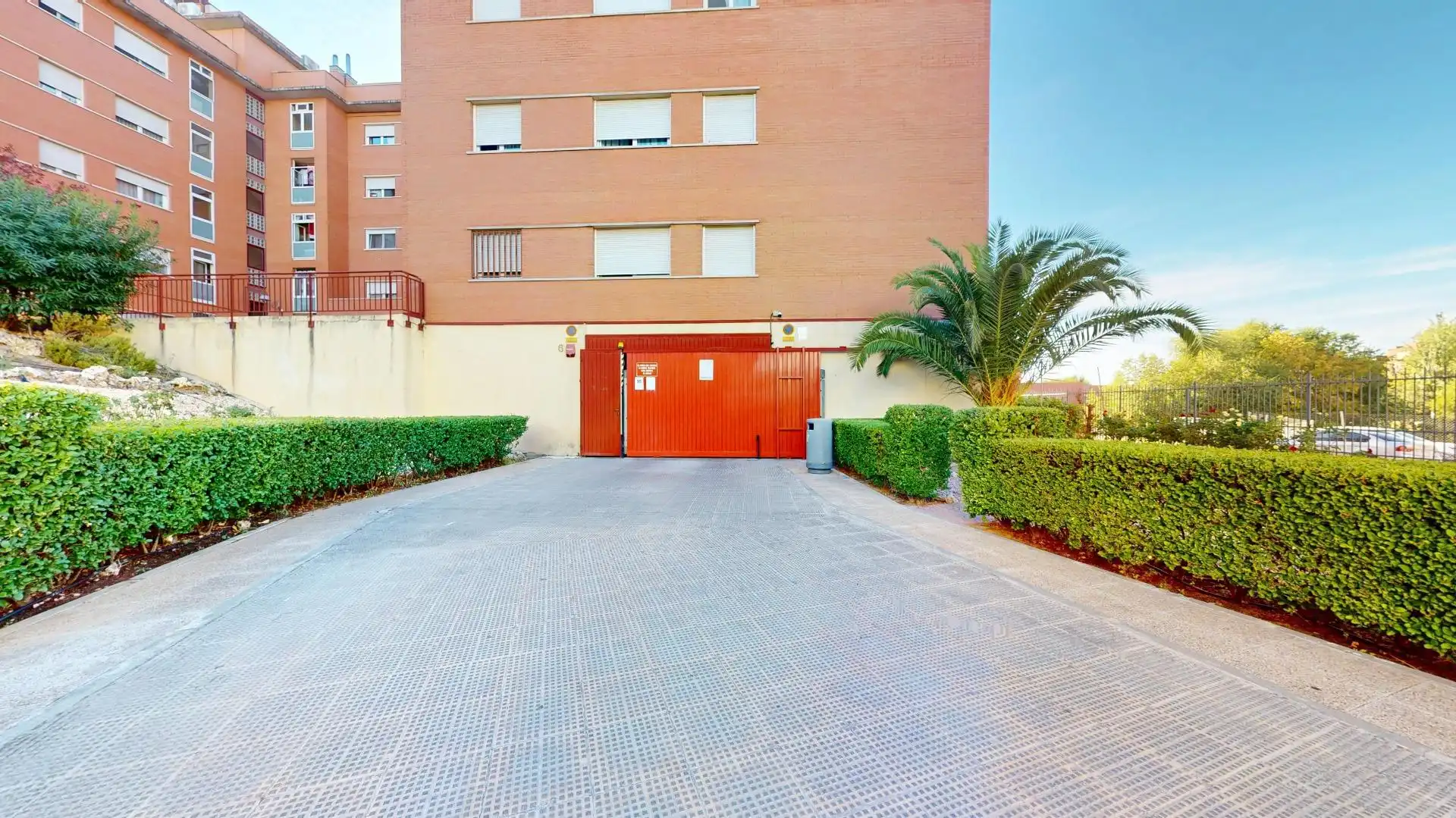 Exterior view of Flat for sale in Madrid  with Air Conditioner, Heating and Terrace
