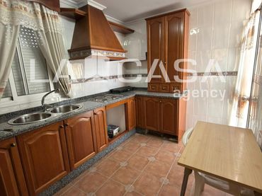 Casa en venda a Calle Sierra de Aracena