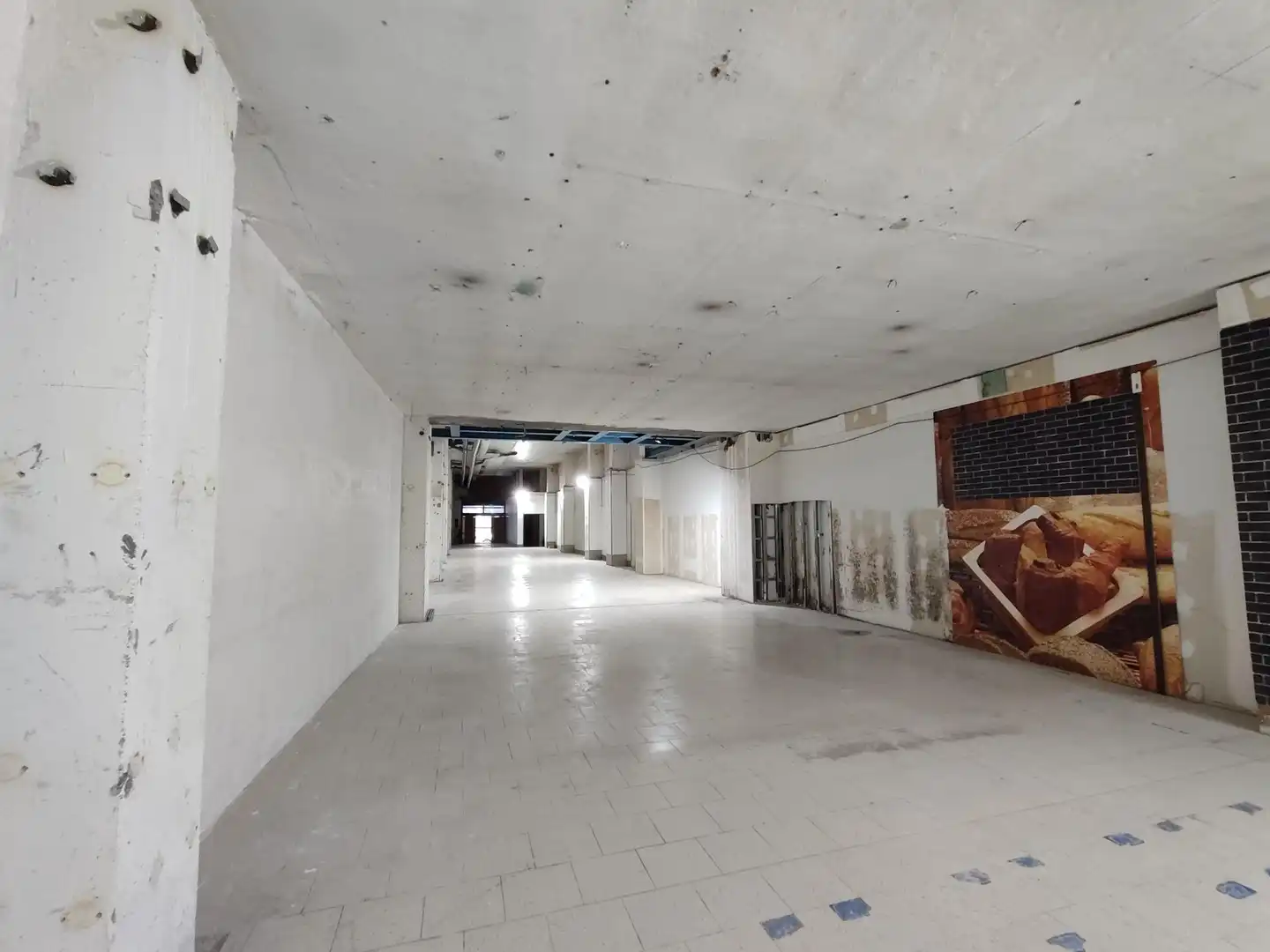 Local comercial de lloguer a Calle Jon Arrospide, imagen 4