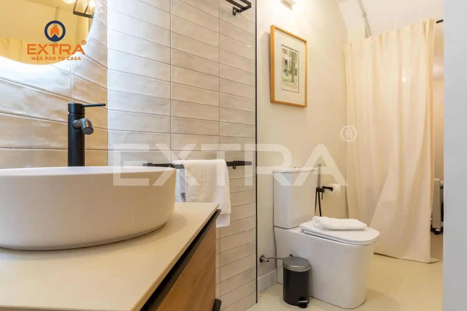 Bathroom of Flat for sale in Madrid  with Furnished