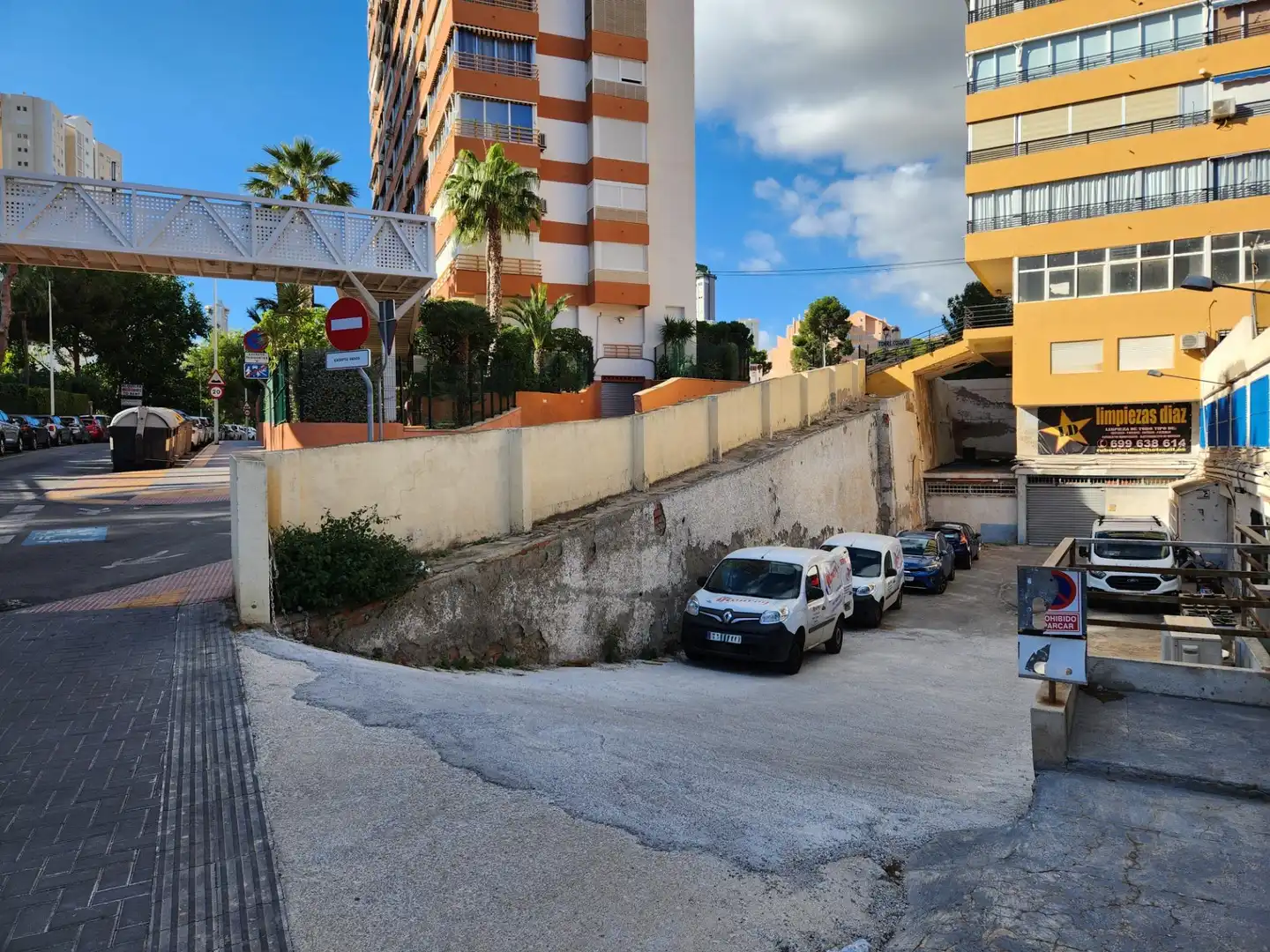 Parkplatz von Geschaftsraum zur Miete in Benidorm
