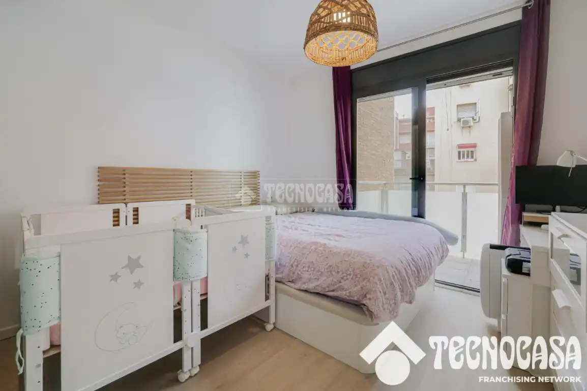 Habitación de Piso en venta en Barcelona con Aire acondicionado, Calefacción y Terraza