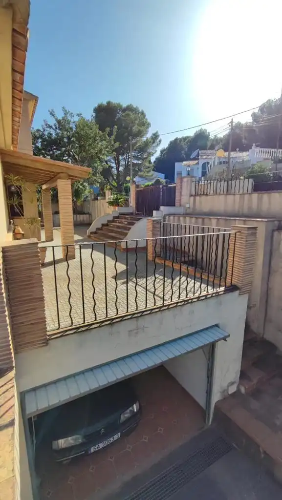 Terraza de Casa o chalet en venta en Oliva con Jardín privado, Terraza y Amueblado