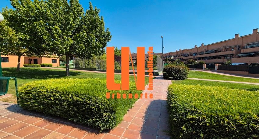 Exterior view of Flat to rent in Villanueva de la Cañada  with Heating, Private garden and Parquet flooring