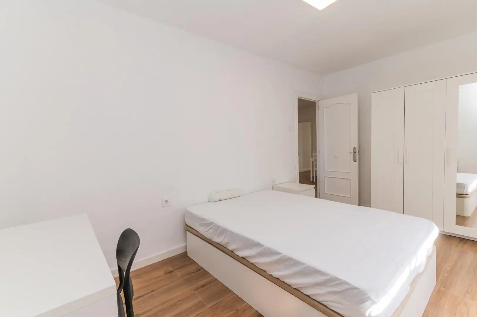 Bedroom of Attic for rent in Granada  with Terrace and Furnished