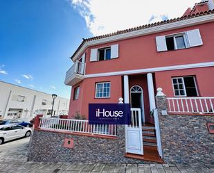 Exterior view of Single-family semi-detached for sale in Los Realejos  with Terrace