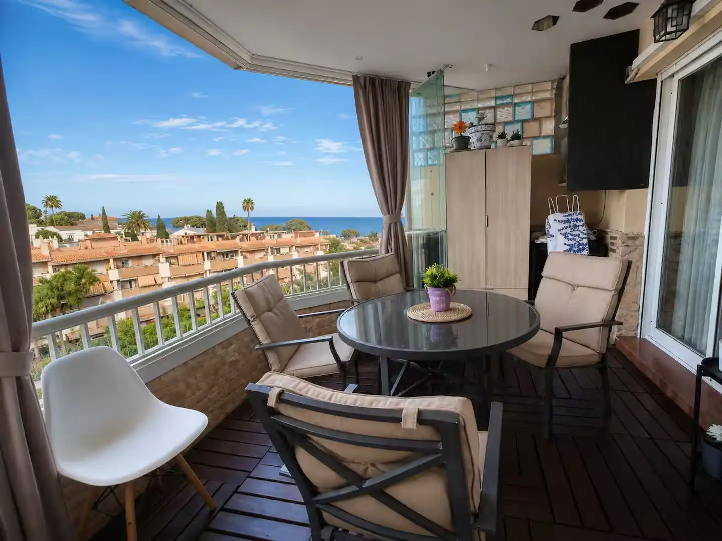 Terrassa de Àtic de lloguer en Fuengirola amb Aire condicionat, Jardí privat i Terrassa