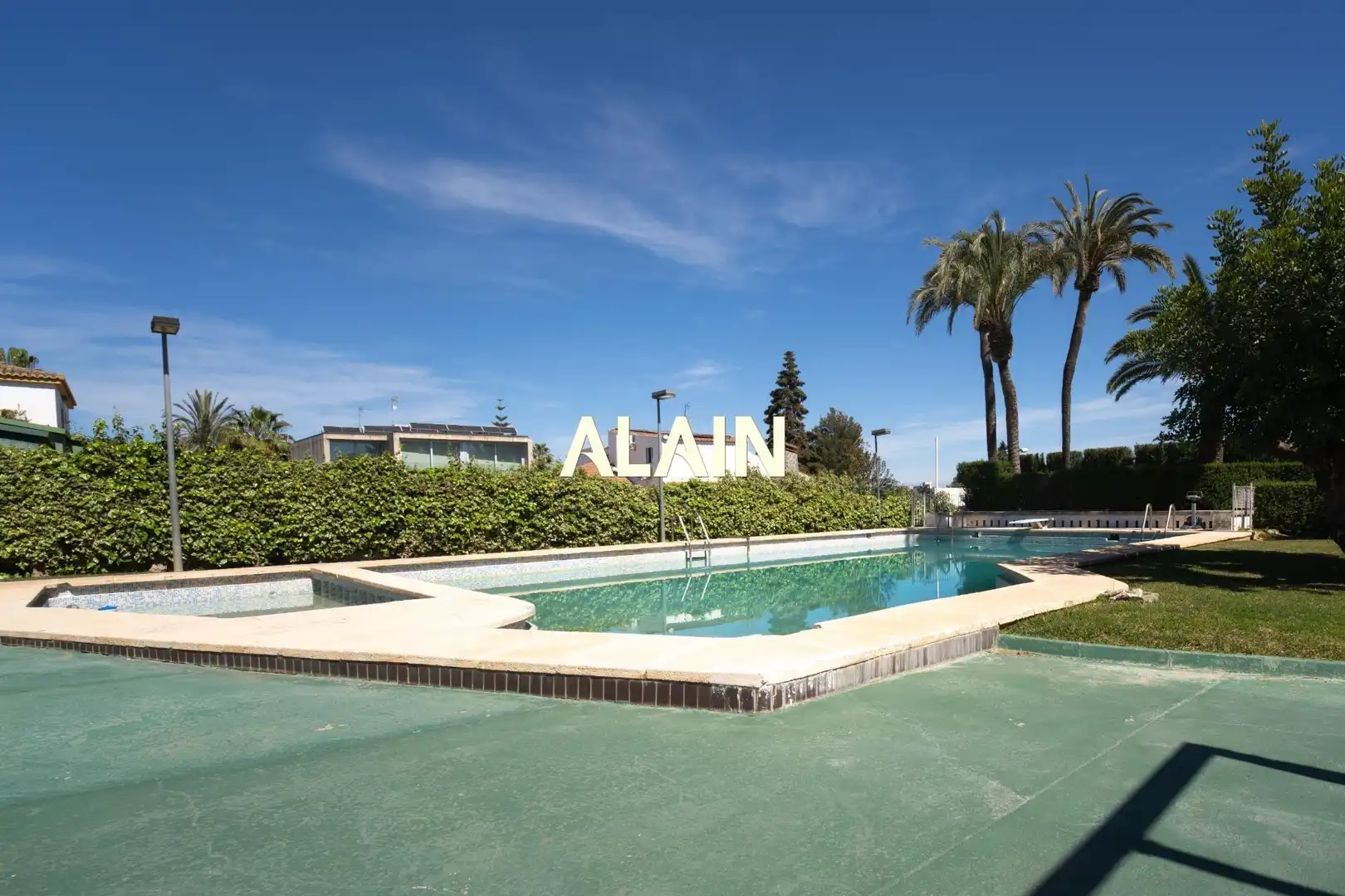 Swimming pool of Houses for sale in Chiva  with Private garden, Terrace and Storage room