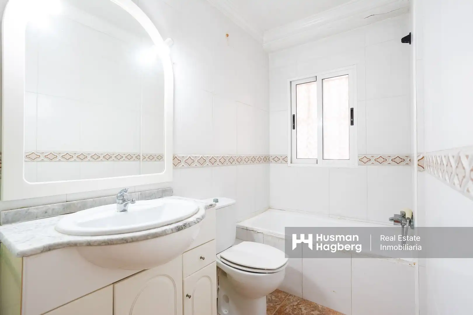Bathroom of Apartments for sale in Guardamar del Segura