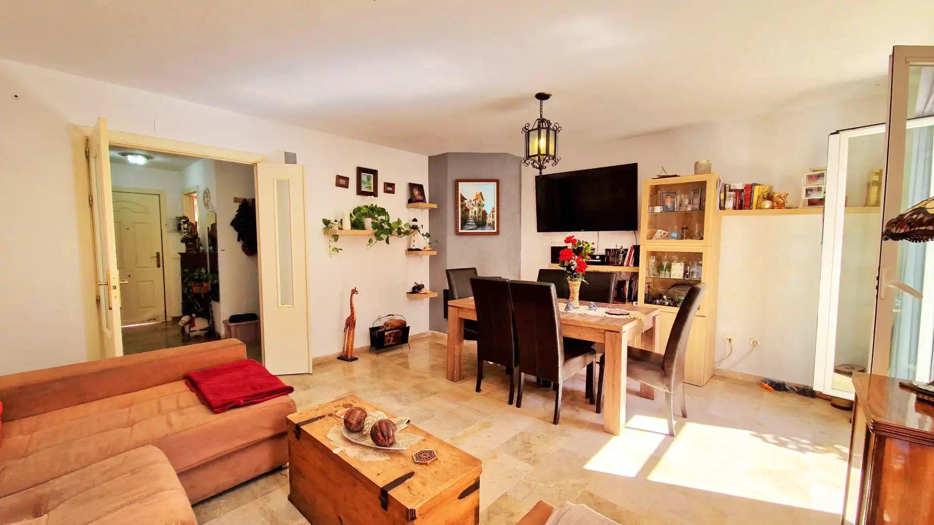Sala de estar de Casa adosada en venta en Málaga con Aire acondicionado y Terraza