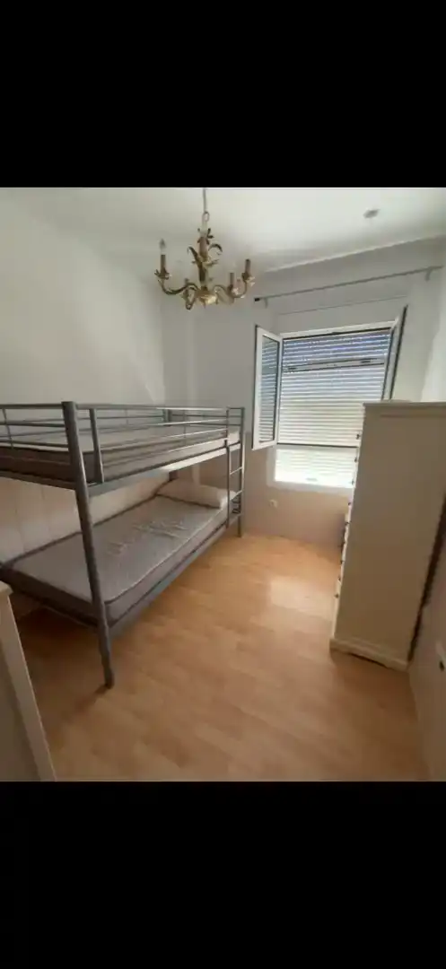 Habitación de Dúplex en venta en Carmona con Aire acondicionado, Jardín privado y Parquet