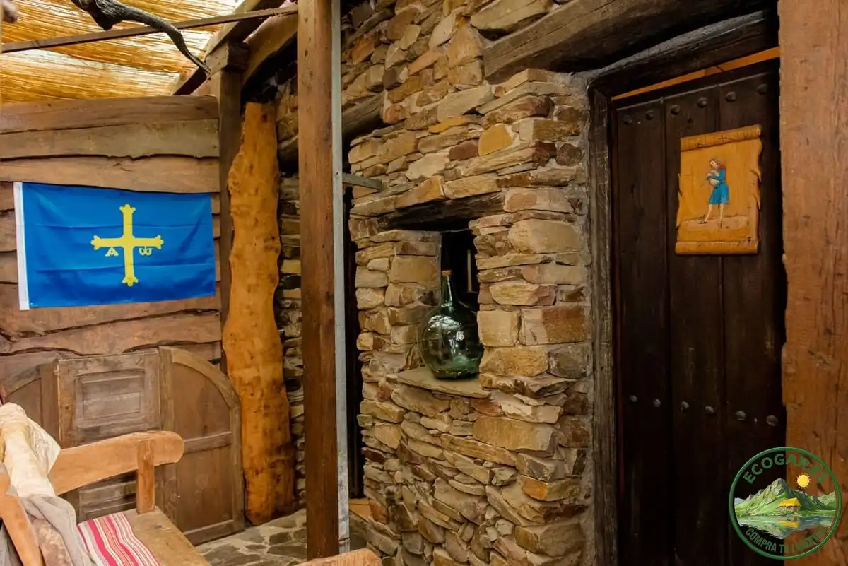 Casa o chalet en venta en Santa Colomba de Somoza con Calefacción y Trastero