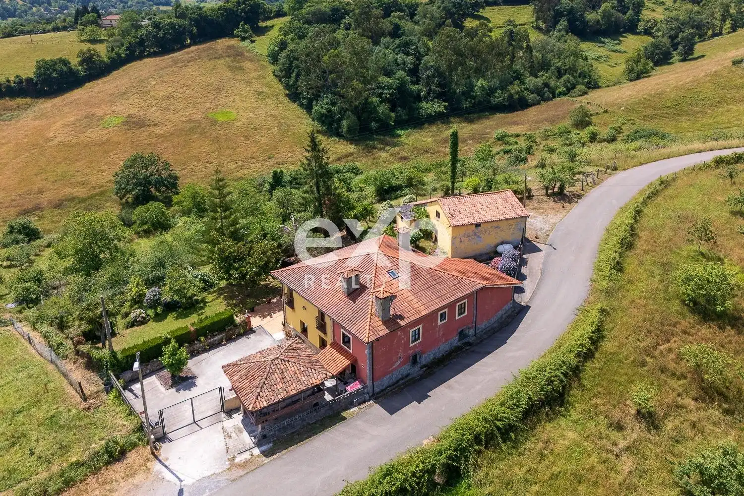 Exterior view of Houses for sale in Villaviciosa  with Heating, Private garden and Terrace