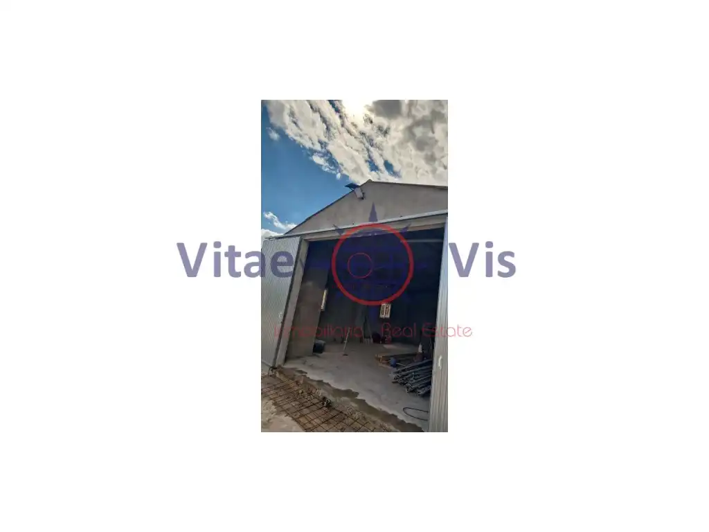 Vista exterior de Nave industrial de alquiler en Lorca