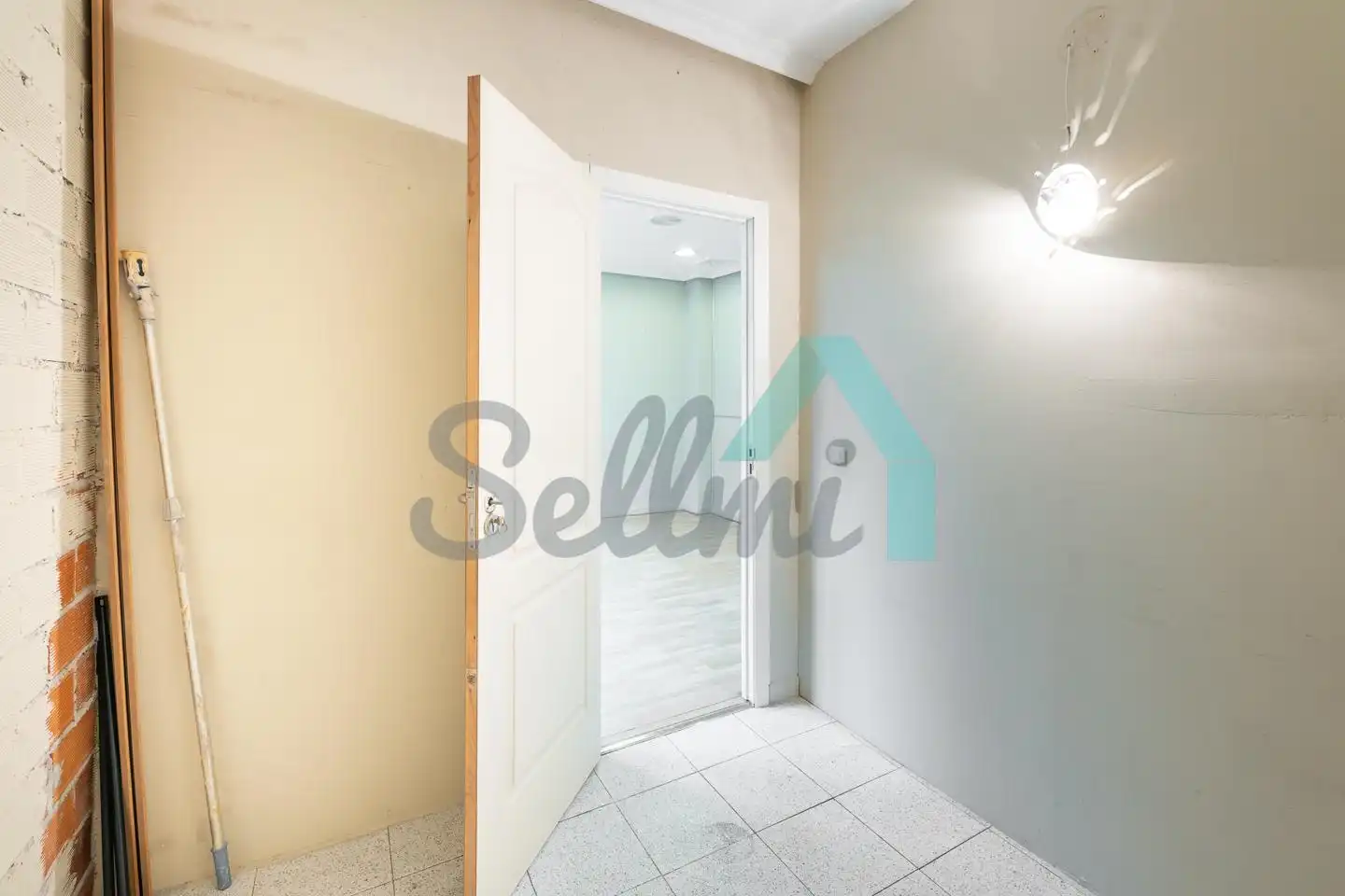 Local comercial de lloguer a Baldomero Fernández, imagen 16