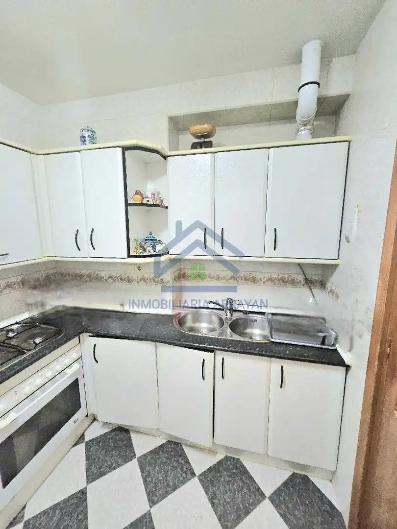 Kitchen of Flat for sale in Granada  with Air Conditioner