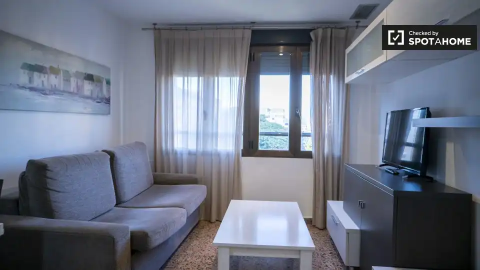 Living room of Flat for rent in Valencia  with Air Conditioner, Heating and Furnished