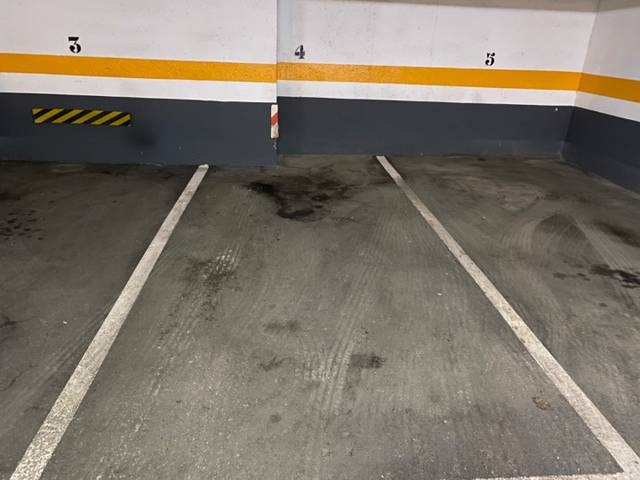 Garaje en Venta en Calle de Fereluz, 2 en Valdeacederas