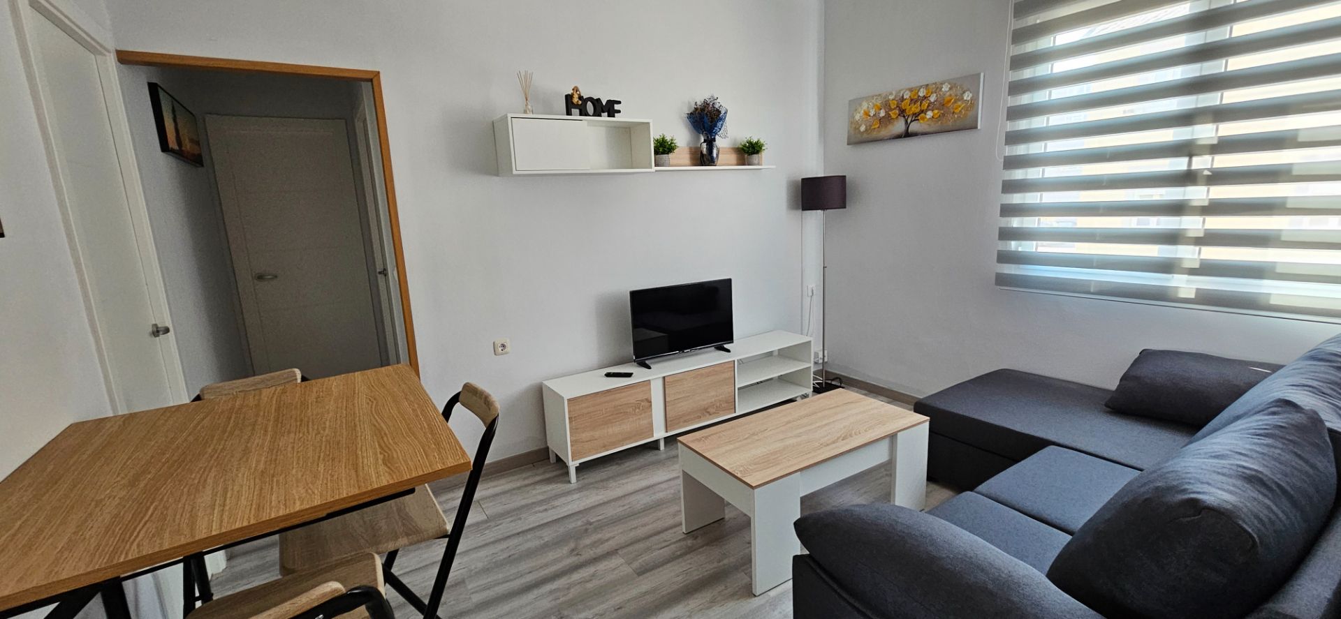 Sala d'estar de Pis de lloguer en Ferrol amb Moblat