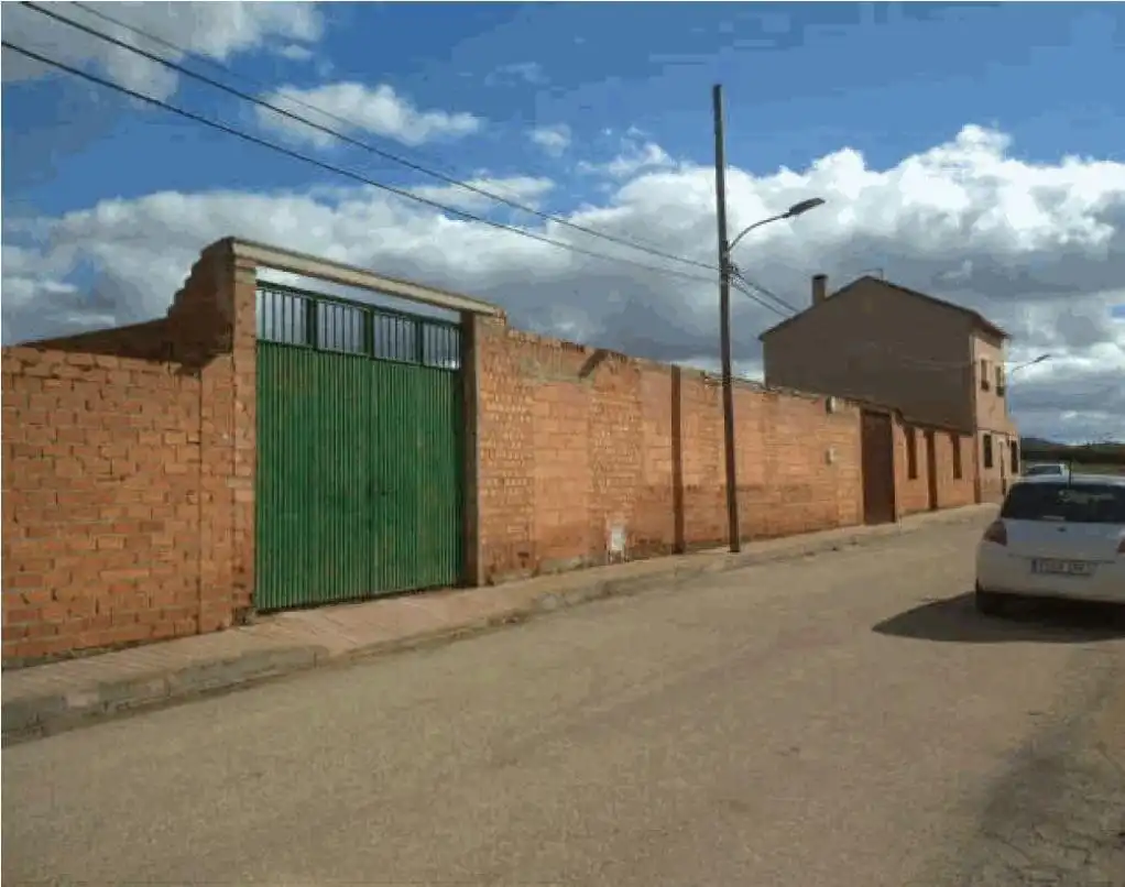 Vista exterior de Terreno en venta en Montiel