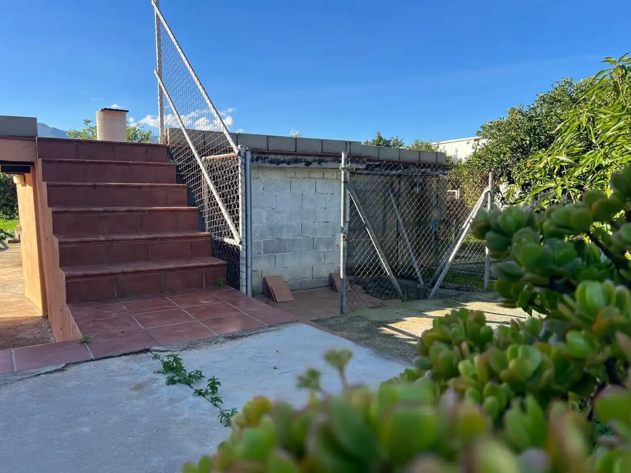 Vista exterior de Finca rústica en venda en Alhaurín de la Torre amb Terrassa, Traster i Alarma