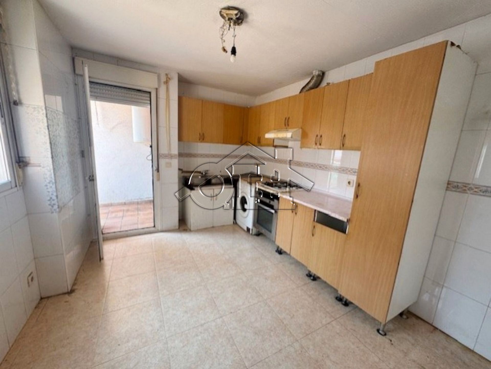 Kitchen of Flat for sale in Fuensalida  with Parquet flooring, Terrace and Balcony