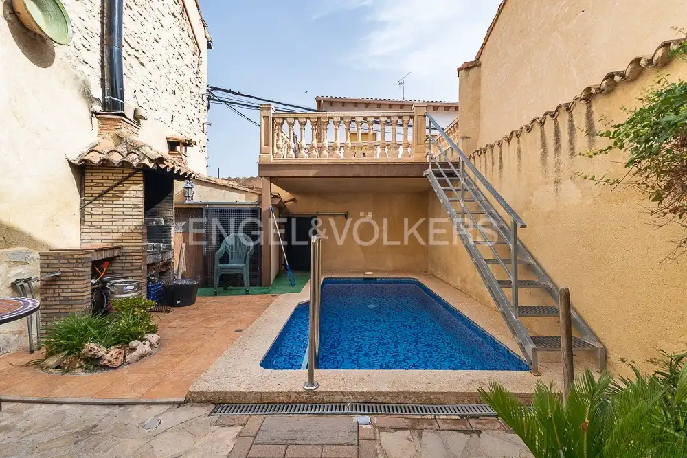 Piscina de Casa o chalet en venta en El Palomar con Aire acondicionado, Calefacción y Terraza