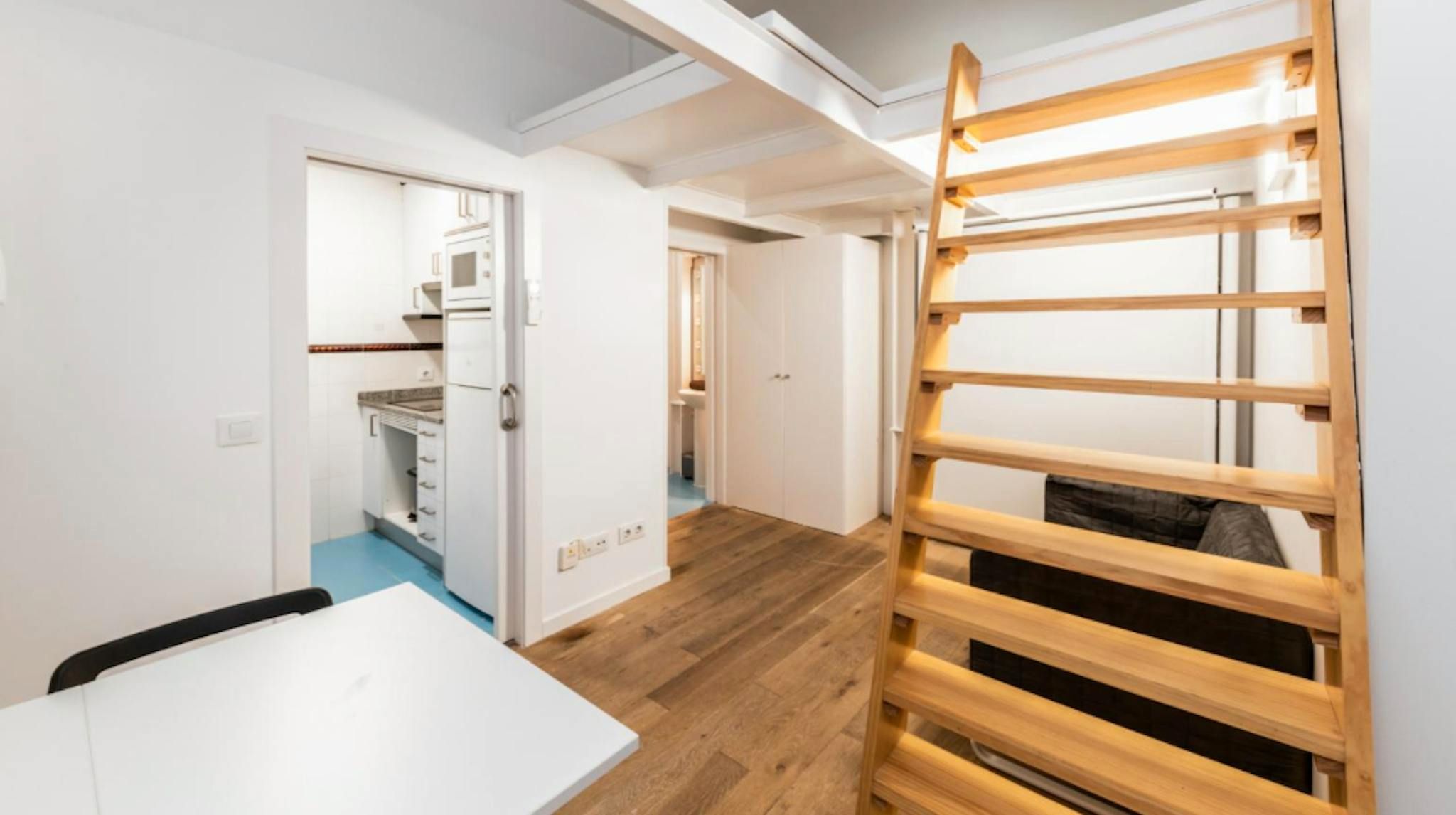 Flat to rent in  Madrid Capital  with Air Conditioner, Heating and Washing machine