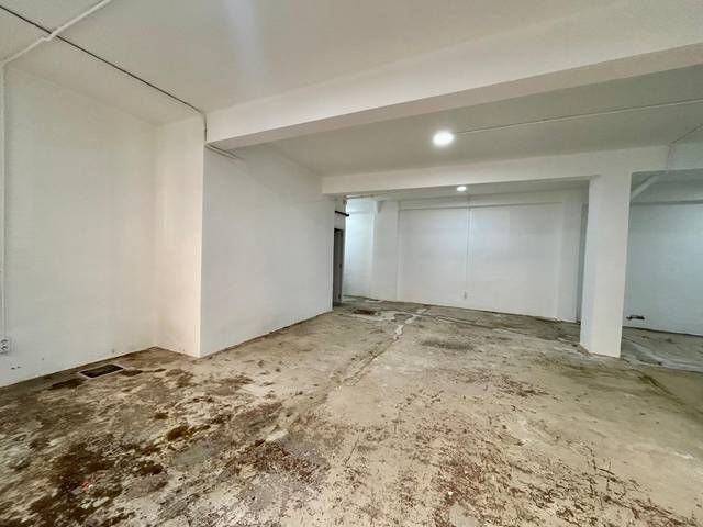 Local comercial en Alquiler en Carrer Gomez Ferrer, 18 en Benetússer