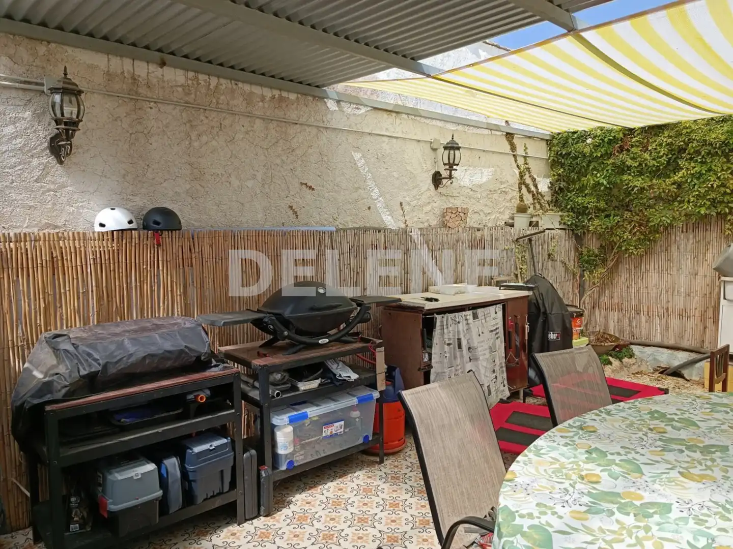 Terrassa de Casa adosada en venda en Hellín amb Jardí privat, Traster i Piscina