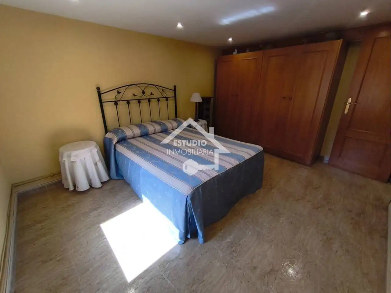 Bedroom of Houses for sale in Alesanco  with Heating, Private garden and Furnished