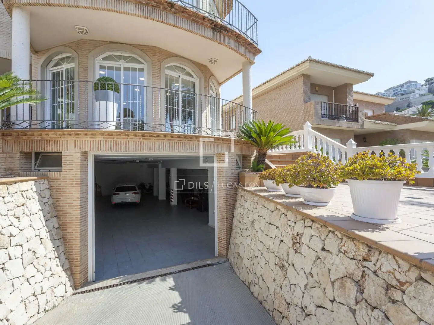 Vista exterior de Casa o xalet en venda en Cullera amb Aire condicionat, Calefacció i Jardí privat