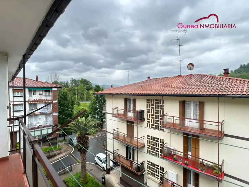 Vista exterior de Piso en venta en Hernani