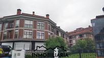 Vista exterior de Pis en venda en Ramales de la Victoria amb Calefacció i Piscina comunitària