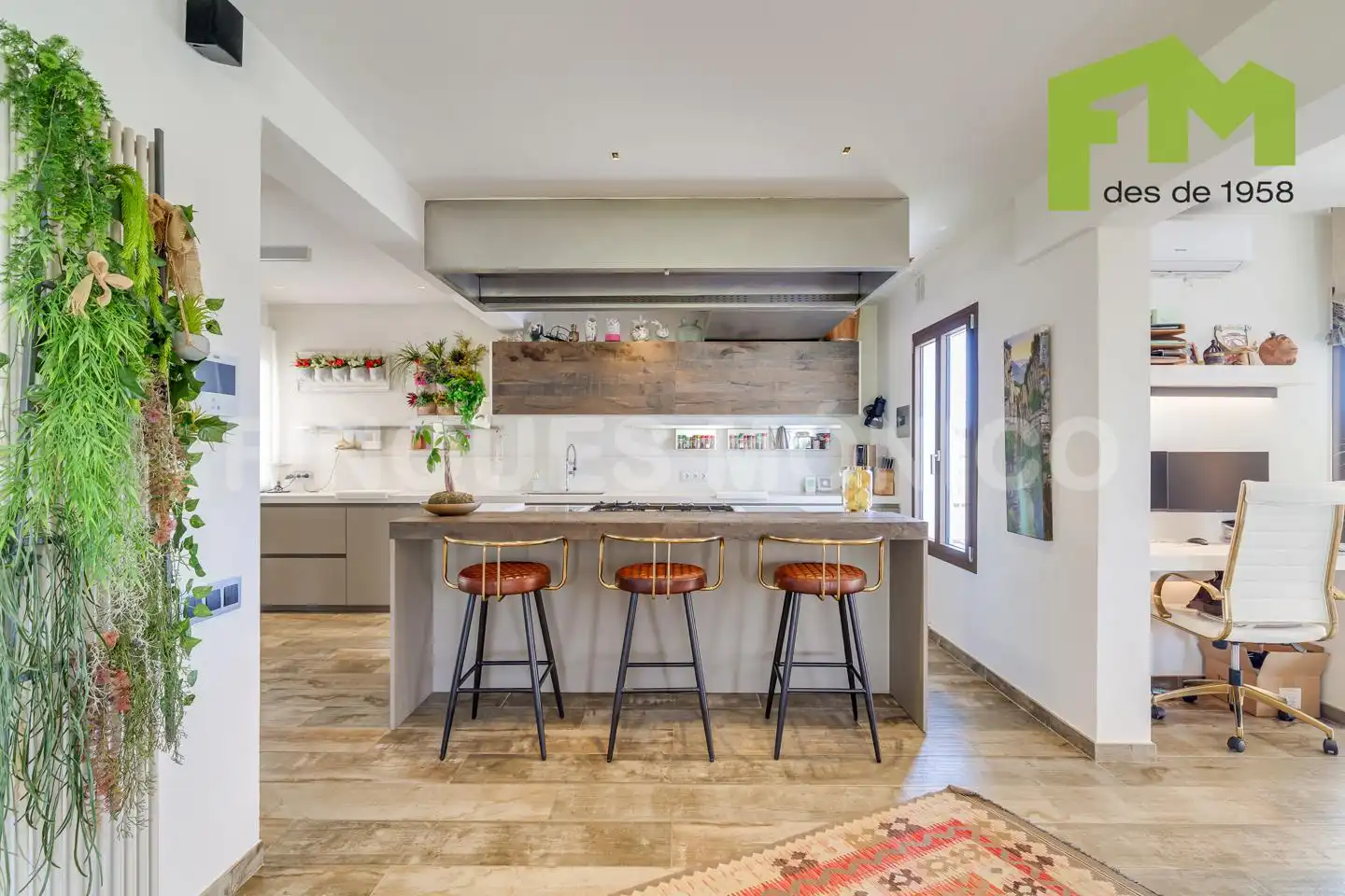 Cocina de Casa o chalet en venta en El Masnou con Aire acondicionado, Calefacción y Jardín privado
