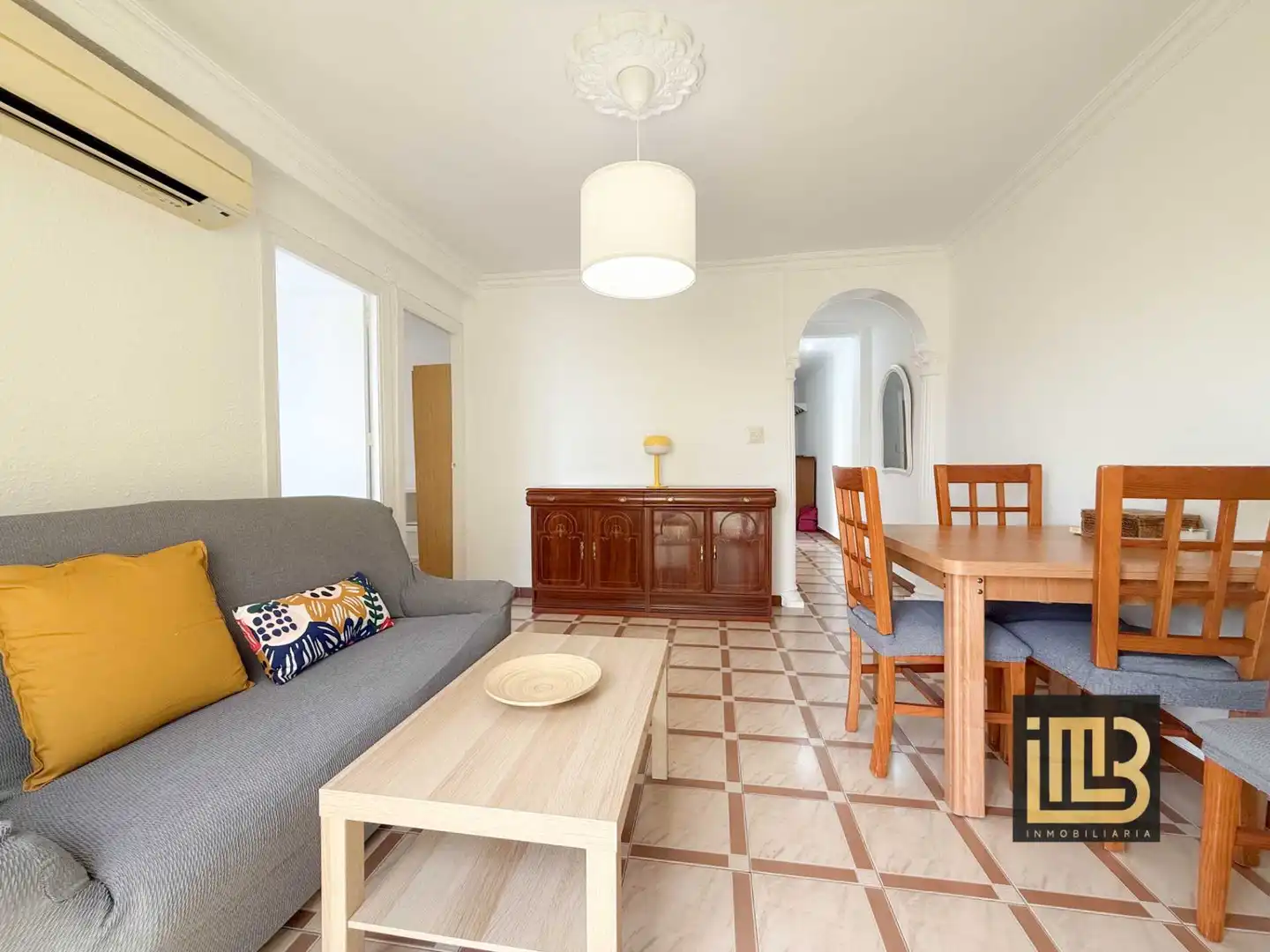 Living room of Flat for share in Málaga  with Air Conditioner, Heating and Furnished