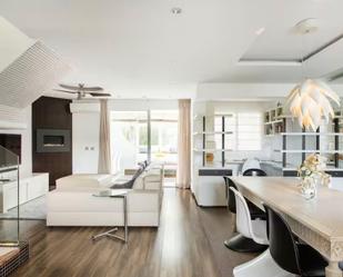 Living room of Single-family semi-detached for sale in Marbella  with Air Conditioner, Furnished and Balcony
