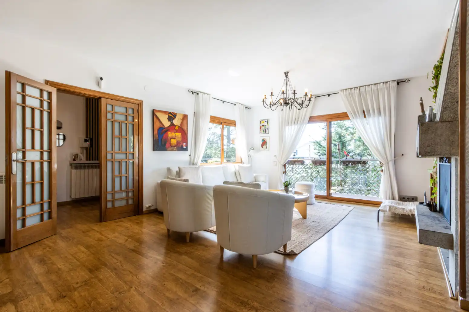 Sala d'estar de Casa o xalet en venda en Matadepera amb Calefacció, Parquet i Terrassa