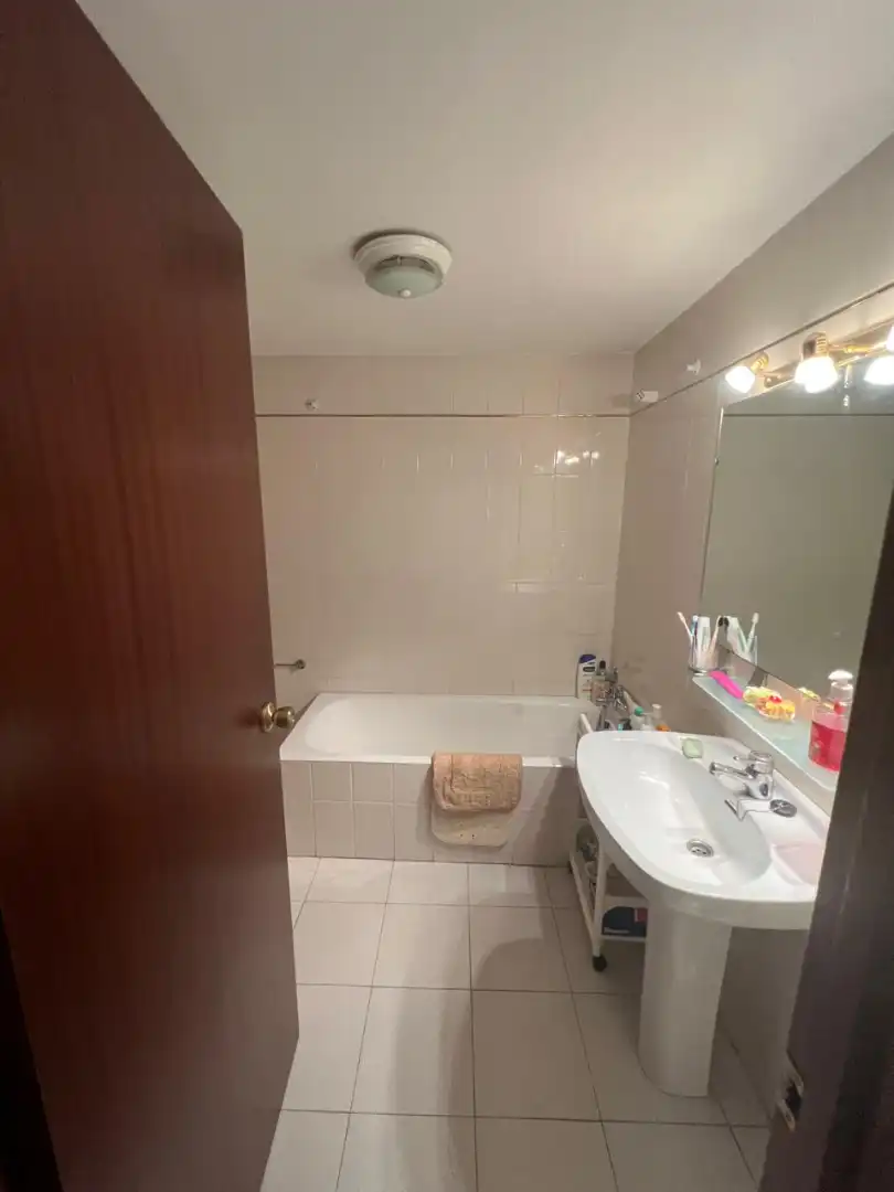 Badezimmer von Wohnung zum Verkauf in Encamp mit Heizung, Abstellraum und Möbliert