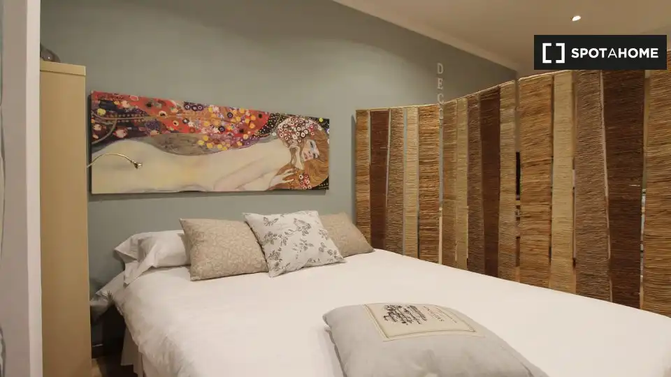 Flat for rent in Adelfas