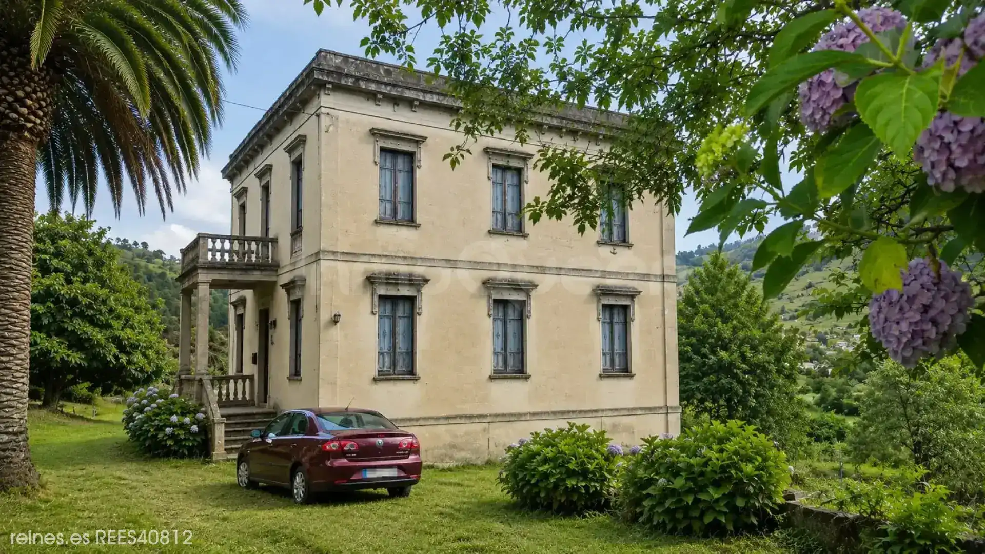Vista exterior de Casa o xalet en venda en Vegadeo amb Calefacció, Jardí privat i Terrassa