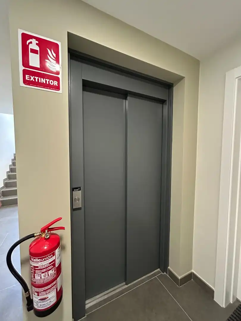 Apartamento de alquiler en Dénia con Aire acondicionado, Jardín privado y Terraza