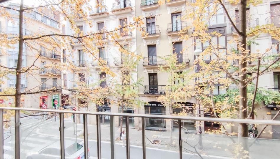 Photo 1 of Flat for sale in San Martin Kalea, Área Romántica, Gipuzkoa