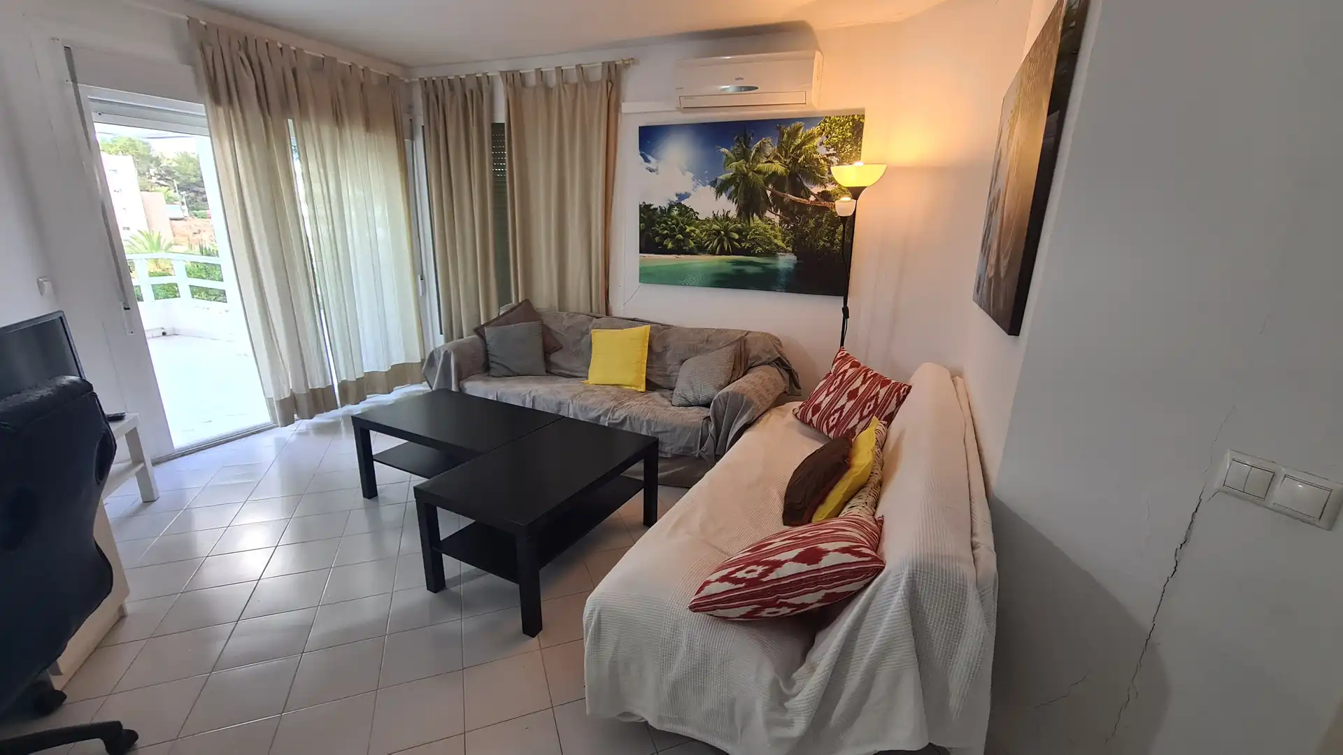 Apartments for rent in Cala Vinyes