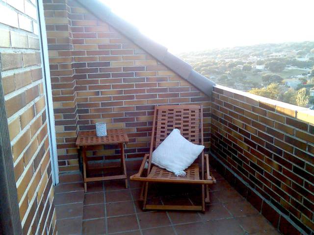 Dúplex en Venta en Calle Mesta en Valdemorillo pueblo