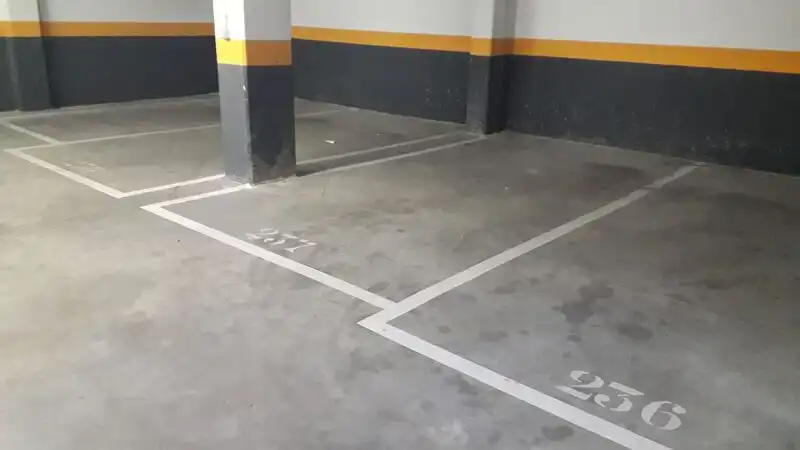 Einzelparkplatz zum Verkauf in JULIO REY PASTOR, imagen 5