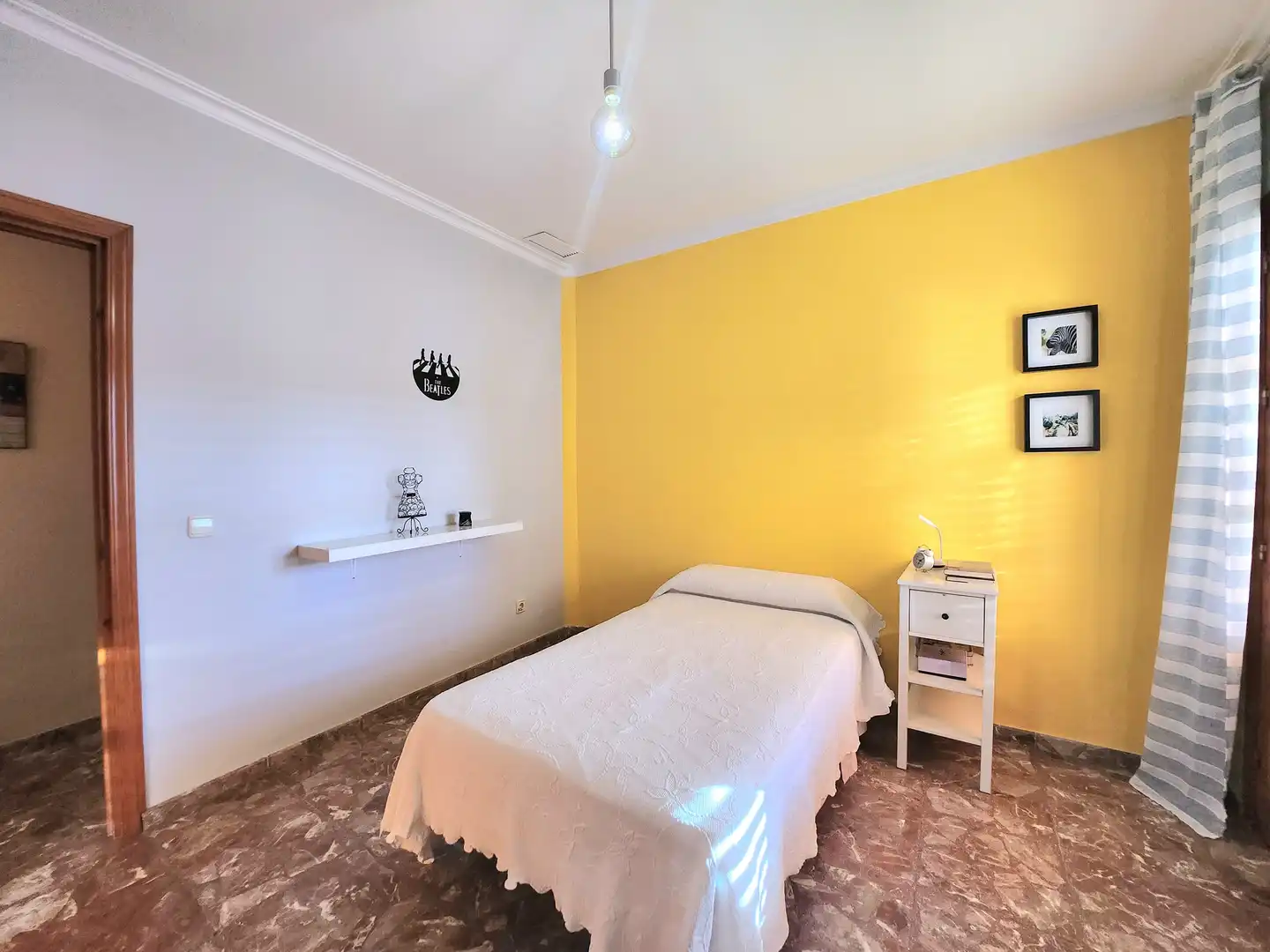 Habitación de Casa o chalet en venta en Alcalá de Guadaira con Aire acondicionado, Calefacción y Jardín privado