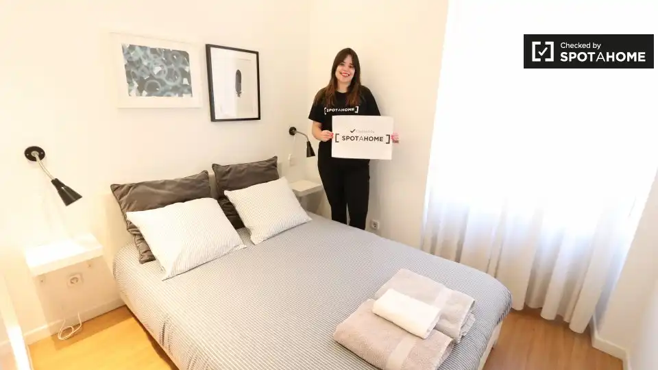 Appartamento con terrazza in affitto a Chamberí, imagen 5
